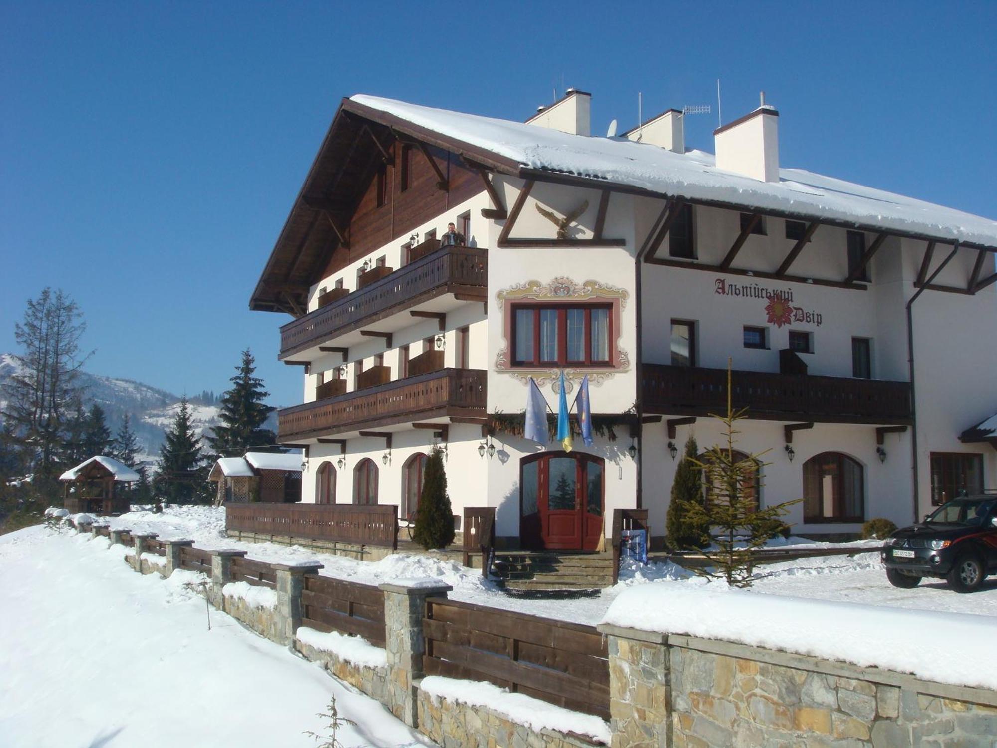Alpenhof Pansion Otel Slavske Dış mekan fotoğraf