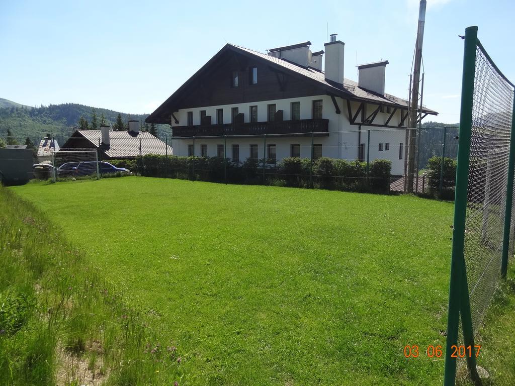 Alpenhof Pansion Otel Slavske Dış mekan fotoğraf